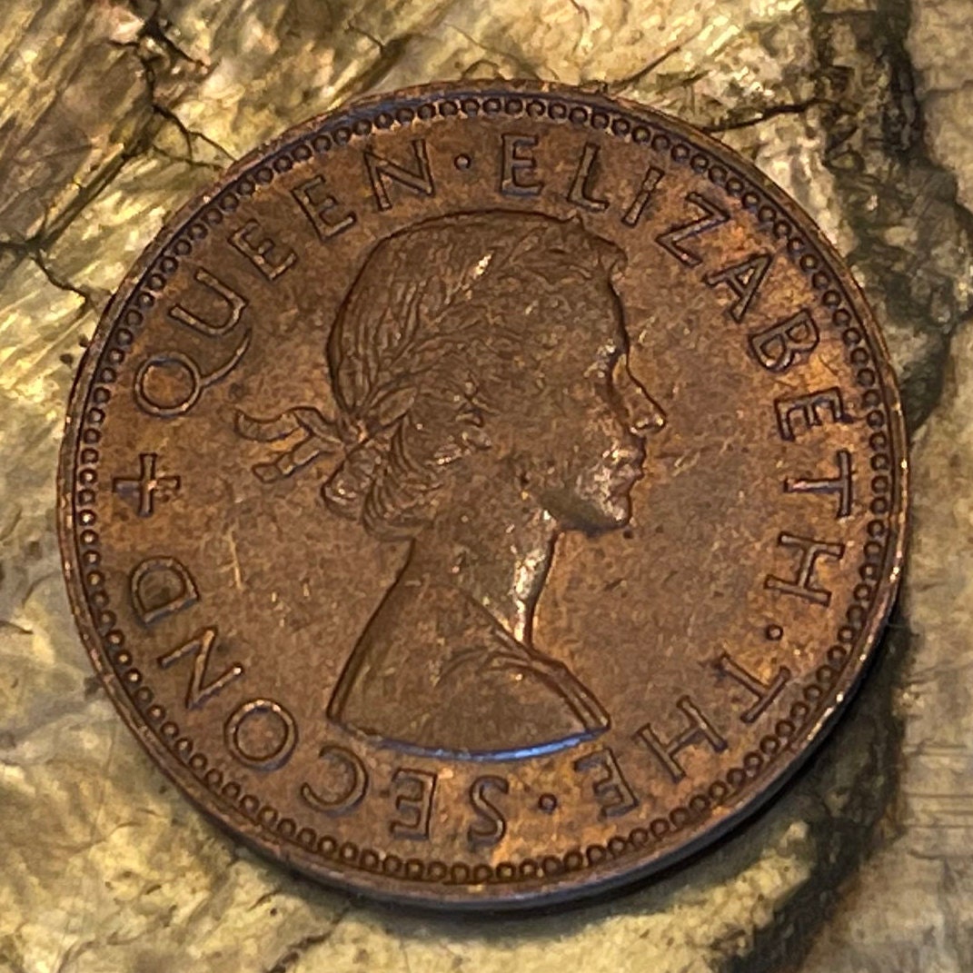 Maori Hei-tiki Goddess of Childbirth Half Penny New Zealand Authentic Coin Money for Jewelry (Ancestor Pendant) (Hineteiwaiwa) (Taonga)