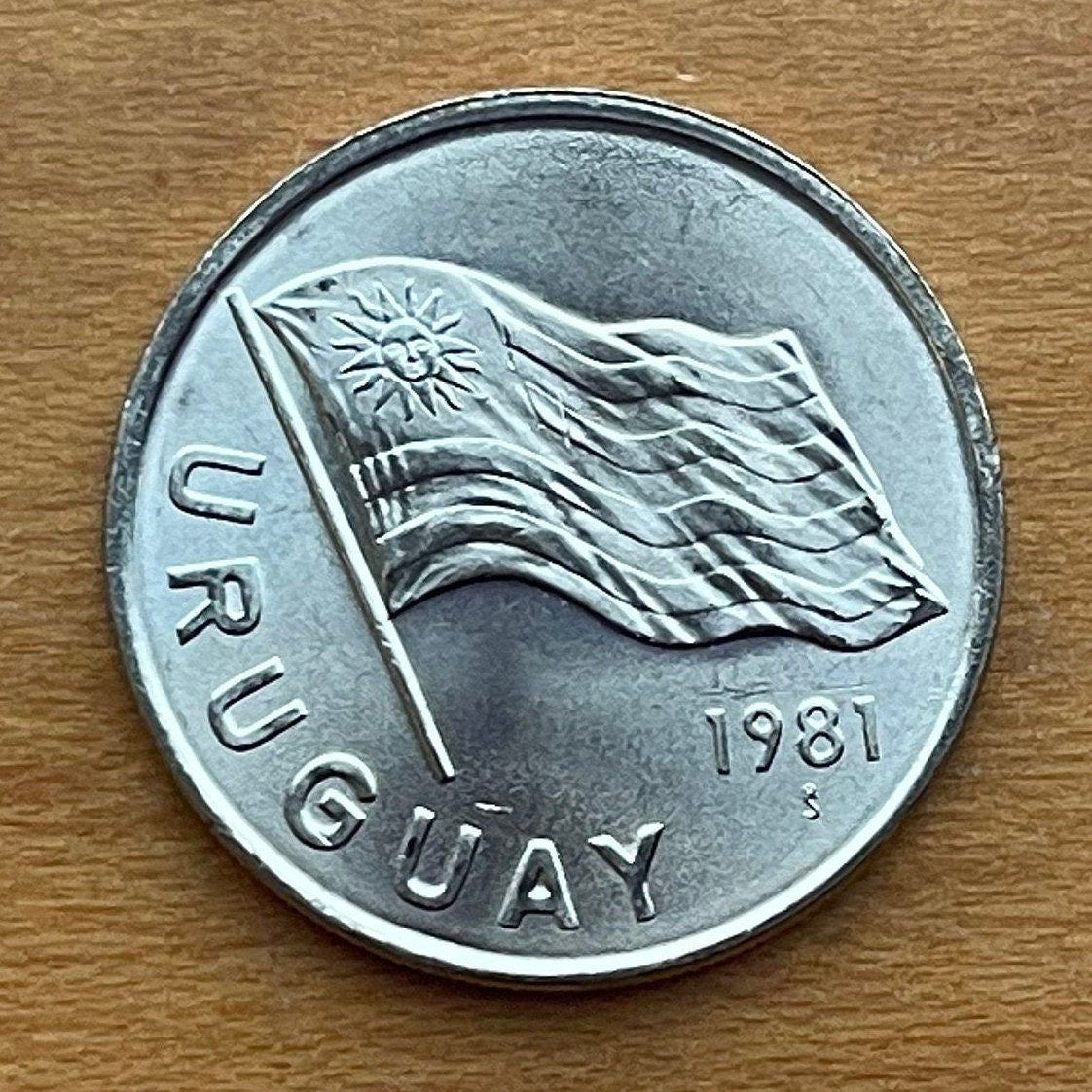Flag Waving & Cockspur Coral Flower 5 New Pesos Uruguay Authentic Coin Money for Jewelry (Sun of May) (Inca Sun God) (Sol Invictus)