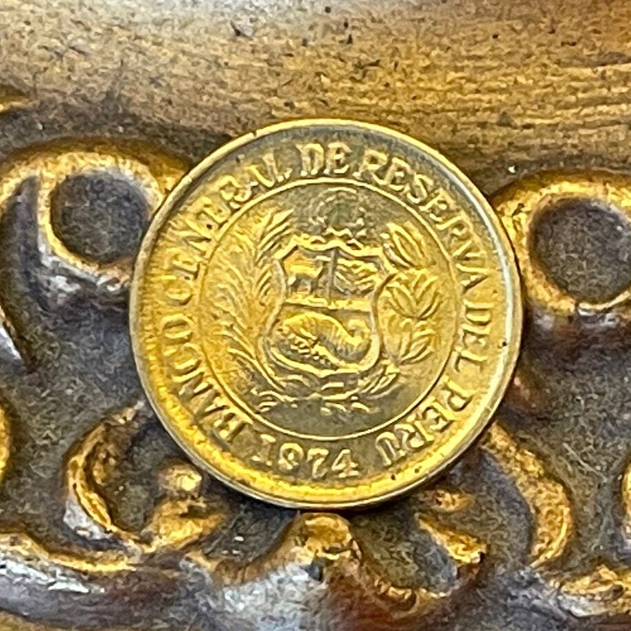 Cinchona Quinine Flower 5 Centavos Peru Authentic Coin Money for Jewelry (Malaria) (Medicinal) (Get Well Soon) (Curative) (Tonic Water)