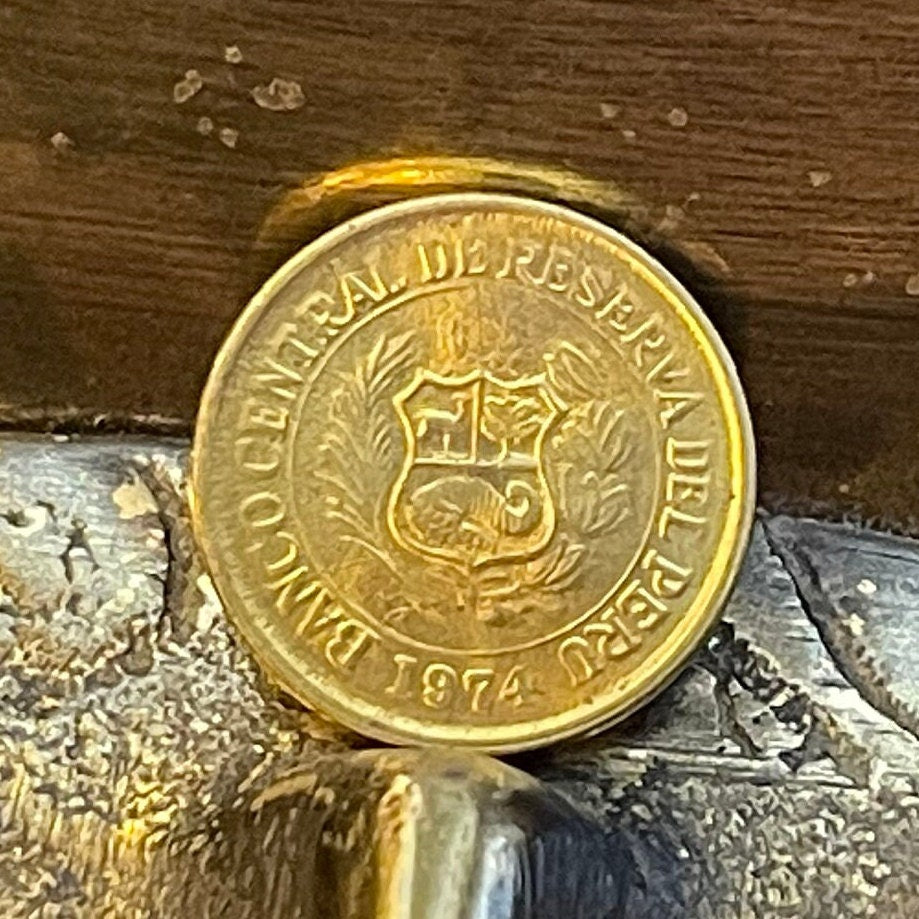 Cinchona Quinine Flower 5 Centavos Peru Authentic Coin Money for Jewelry (Malaria) (Medicinal) (Get Well Soon) (Curative) (Tonic Water)