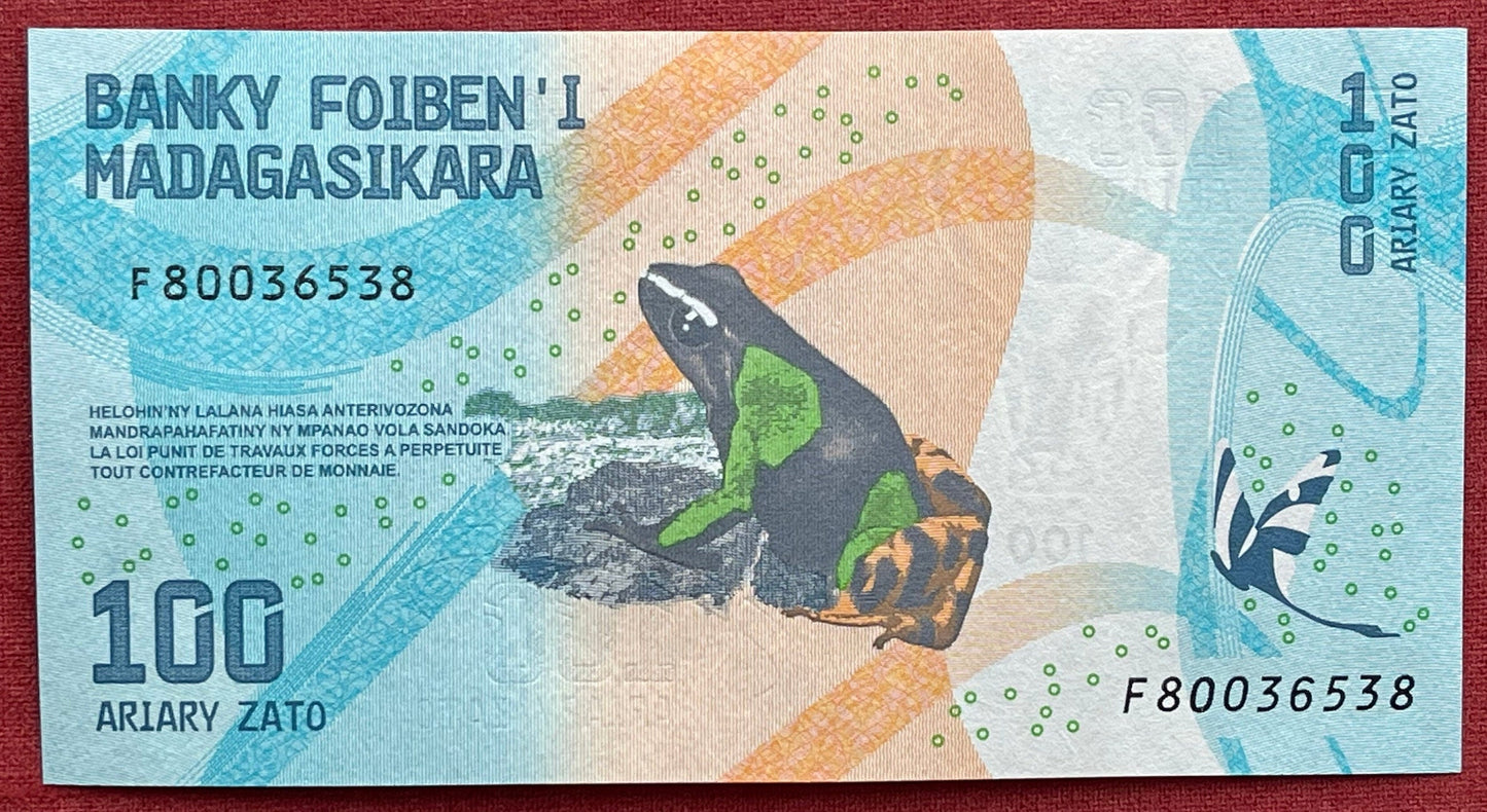 Madagascar Poison Frog & Ambozontany Cathedral 100 Ariary Authentic Banknote Money for Jewelry and Collage (2017) (Zebu) (Fianarantsoa)
