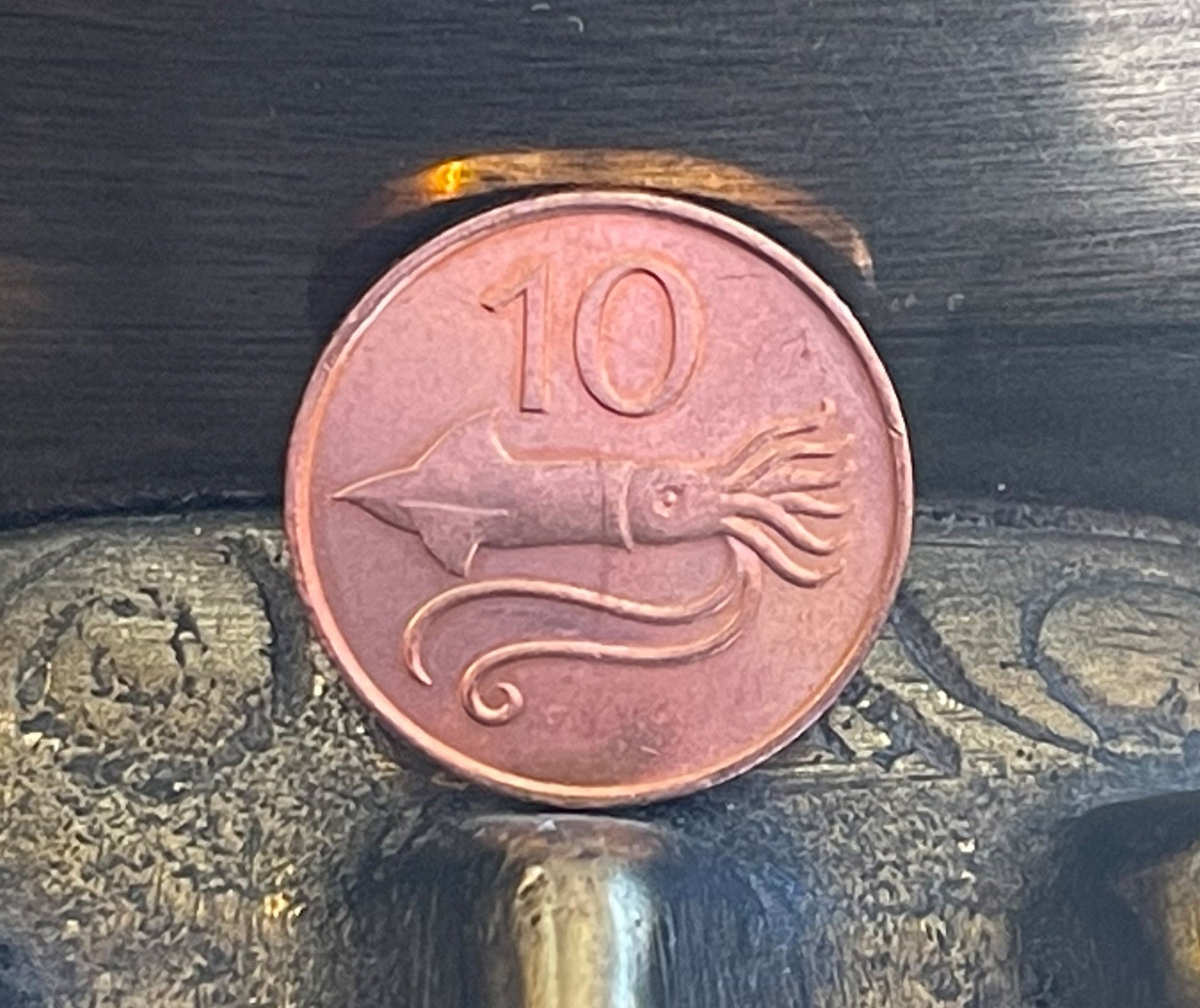 Bull & Squid Iceland Authentic Coin 10 Aurar for Jewelry and Crafting