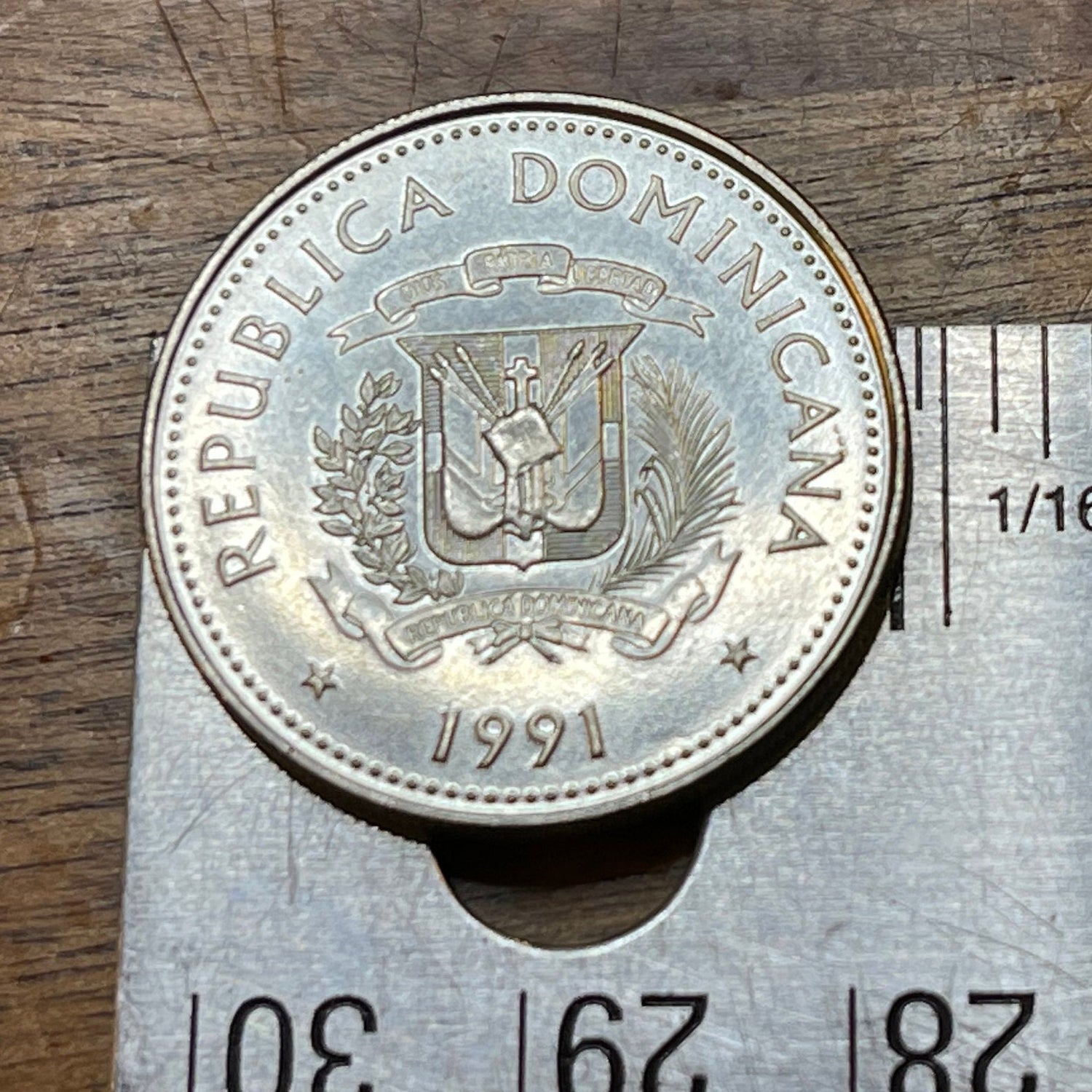 Oxen w/Sugar-cart 25 Centavos Dominican Republic Authentic Coin Money for Jewelry and Craft Making