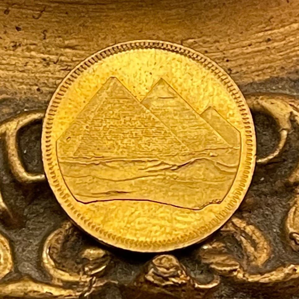 Pyramids of Giza 1 Piastre Egypt Authentic Coin Money for Jewelry and Craft Making (Qirsh)