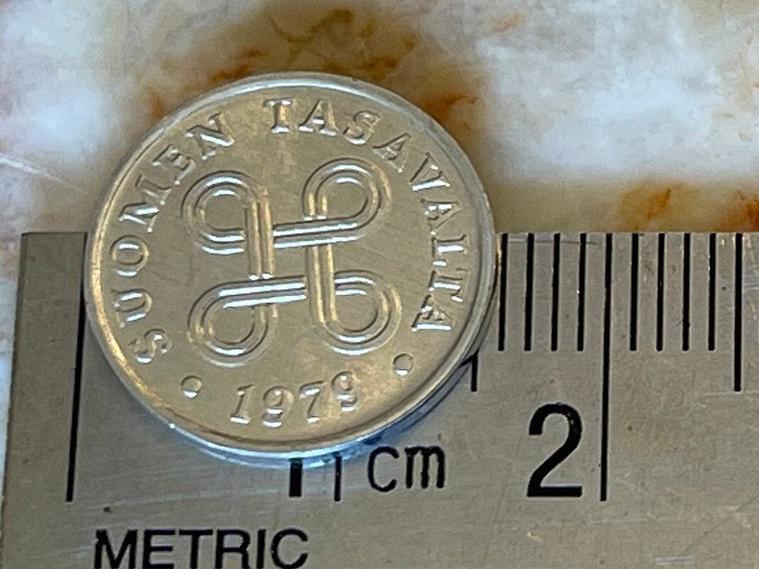 Gorgon Loop 1 Penni Finland Authentic Coin Money for Jewelry and Craft Making (Apple Command Key)