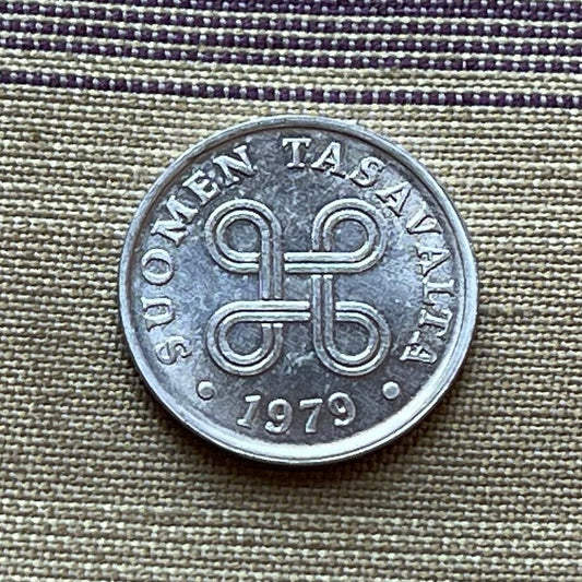 Gorgon Loop 1 Penni Finland Authentic Coin Money for Jewelry and Craft Making (Apple Command Key)