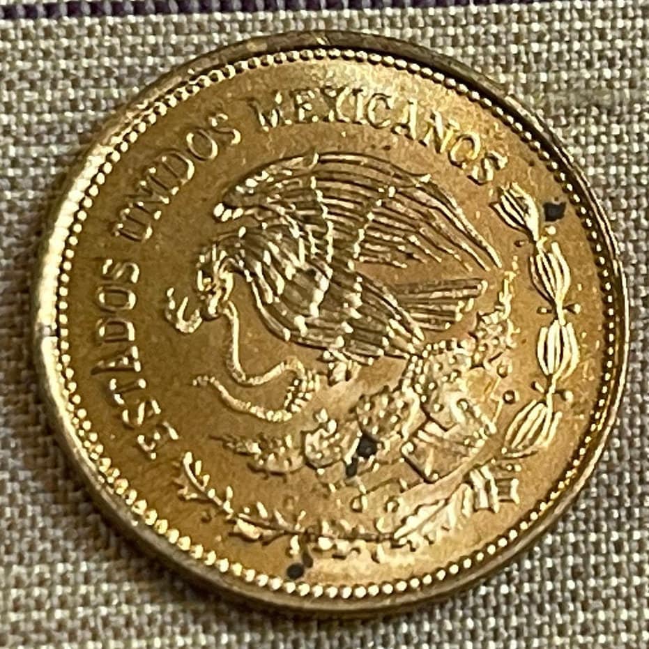 Olmec Colossal Head & Eagle with Snake 20 Centavos Mexico Authentic Coin Money for Jewelry and Craft Making (20 Millimeters)
