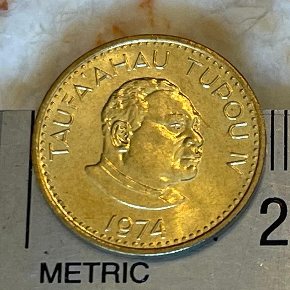 King Malila the Giant Tortoise & King Taufa'ahau Tupou IV 1 Seniti Tonga Authentic Coin Charm for Jewelry and Craft Making