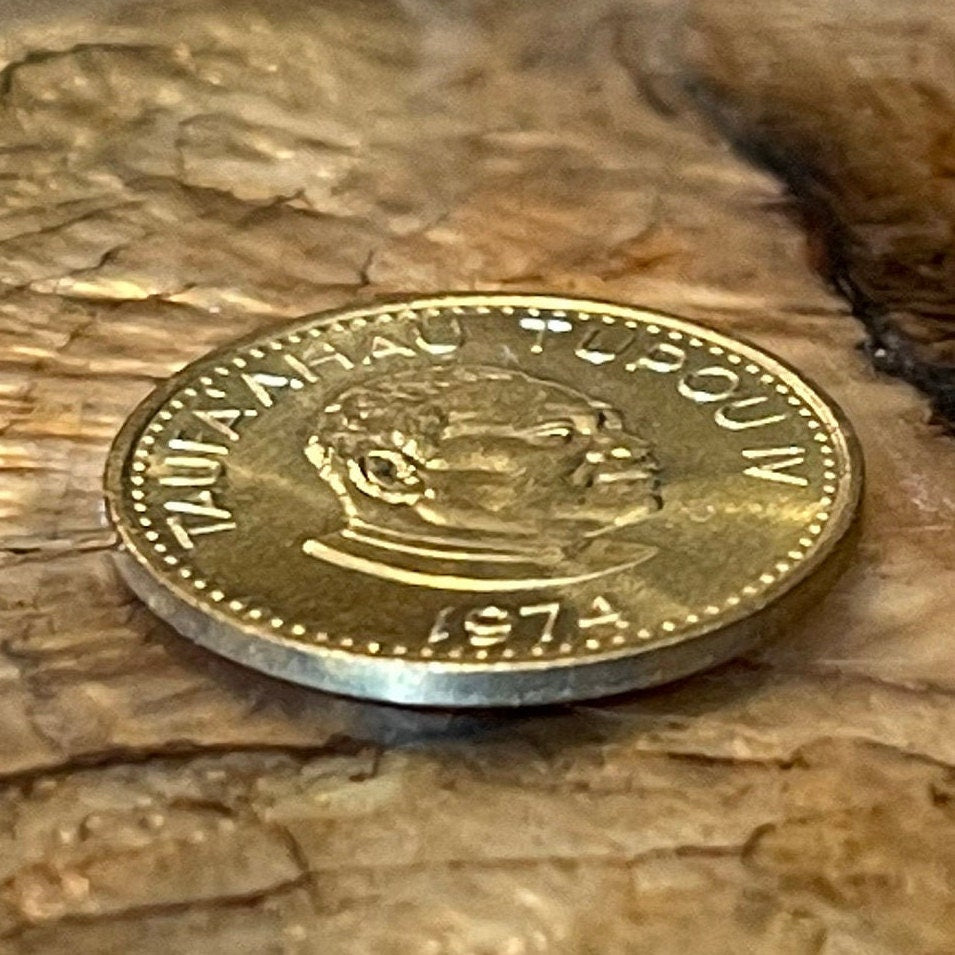 King Taufa'ahau Tupou IV & King Malila the Giant Tortoise 1 Seniti Tonga Authentic Coin Charm for Jewelry and Craft Making