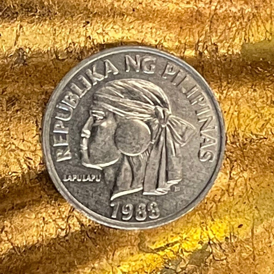 Lapulapu & Imperial Volute Shell 1 Sentimo Philippines Authentic Coin Money for Jewelry and Craft Making (Magellan Killer) (Freedom Fighter)