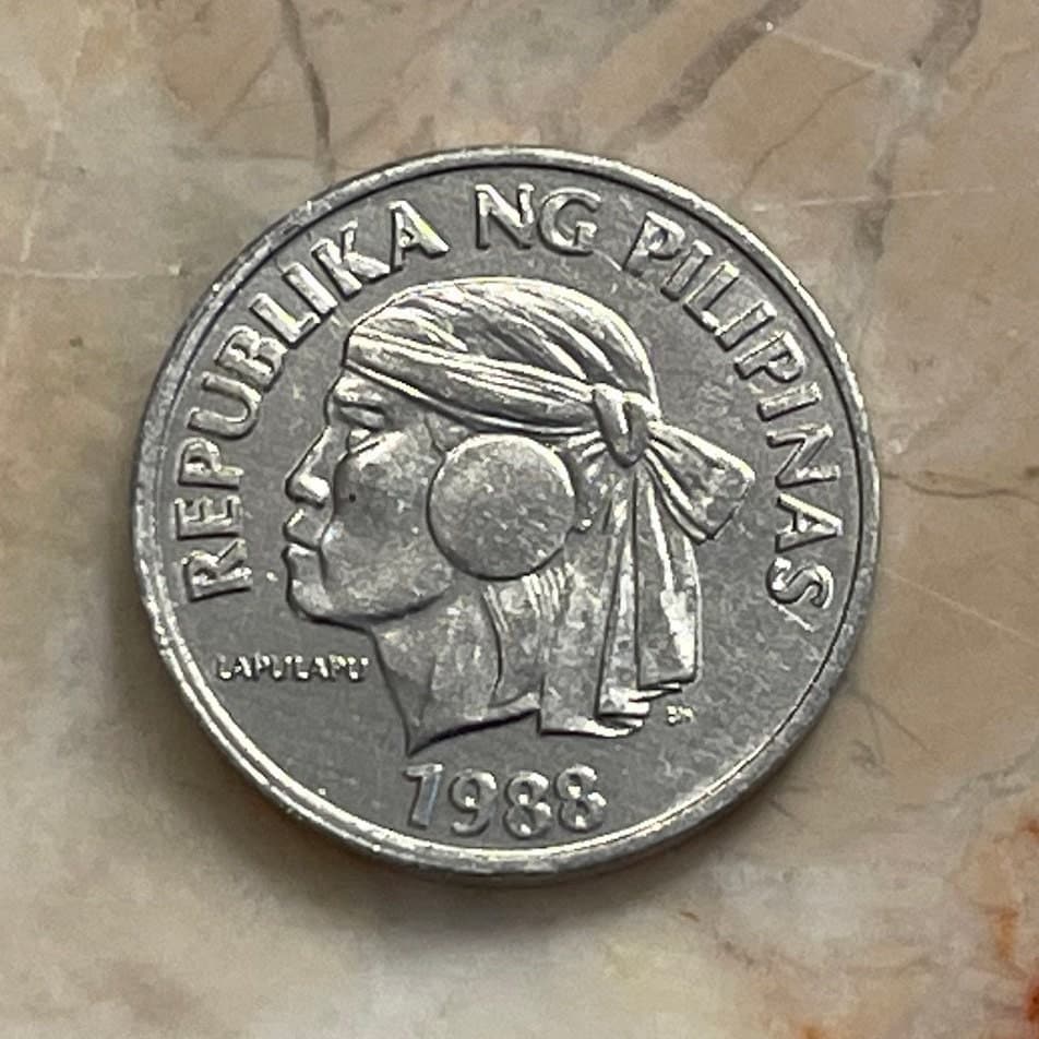 Imperial Volute Shell & Lapulapu 1 Sentimo Philippines Authentic Coin Money for Jewelry and Craft Making (Giant Seashell) (Freedom Fighter)