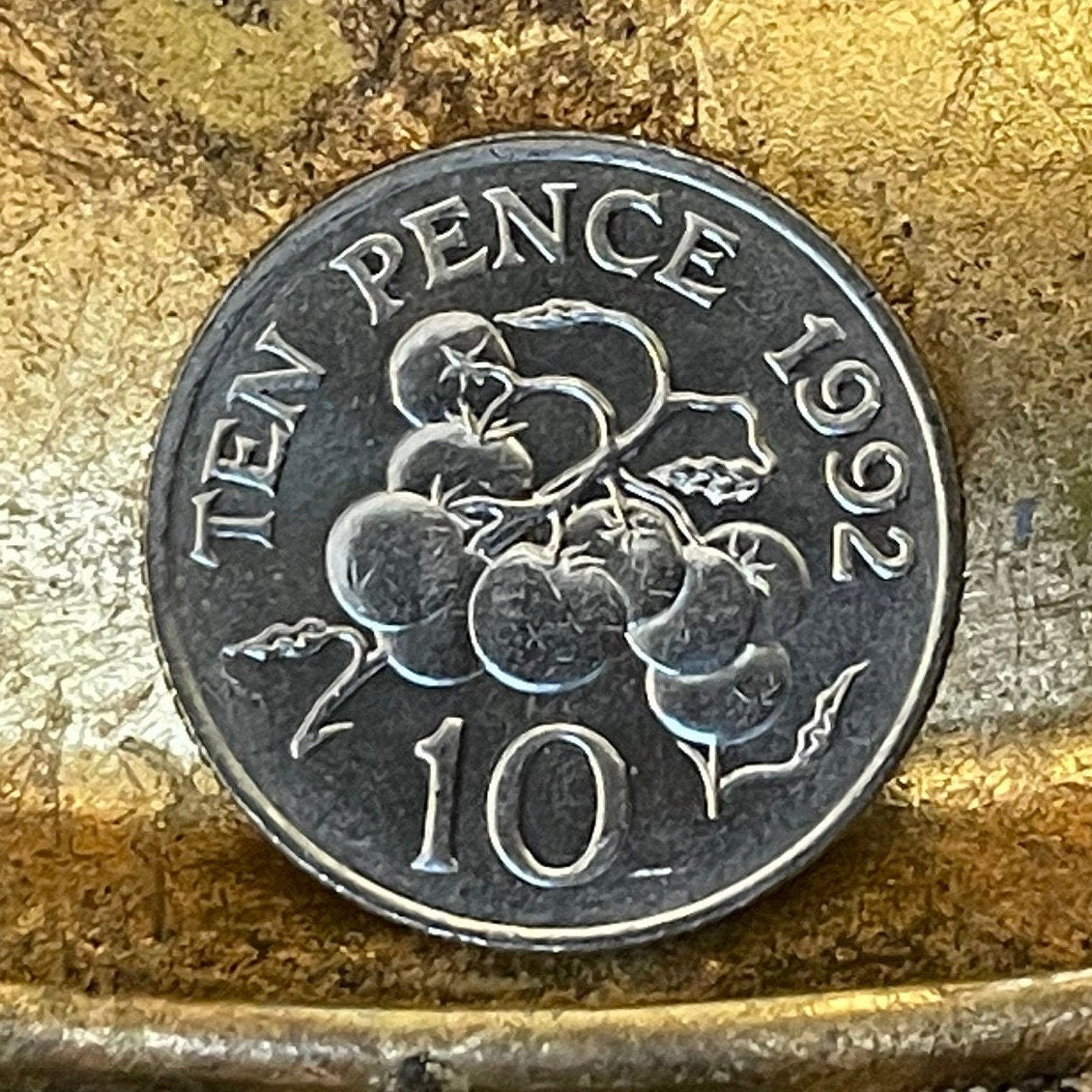 Tomatoes on Vine 10 Pence Guernsey Authentic Coin Money for Jewelry and Craft Making