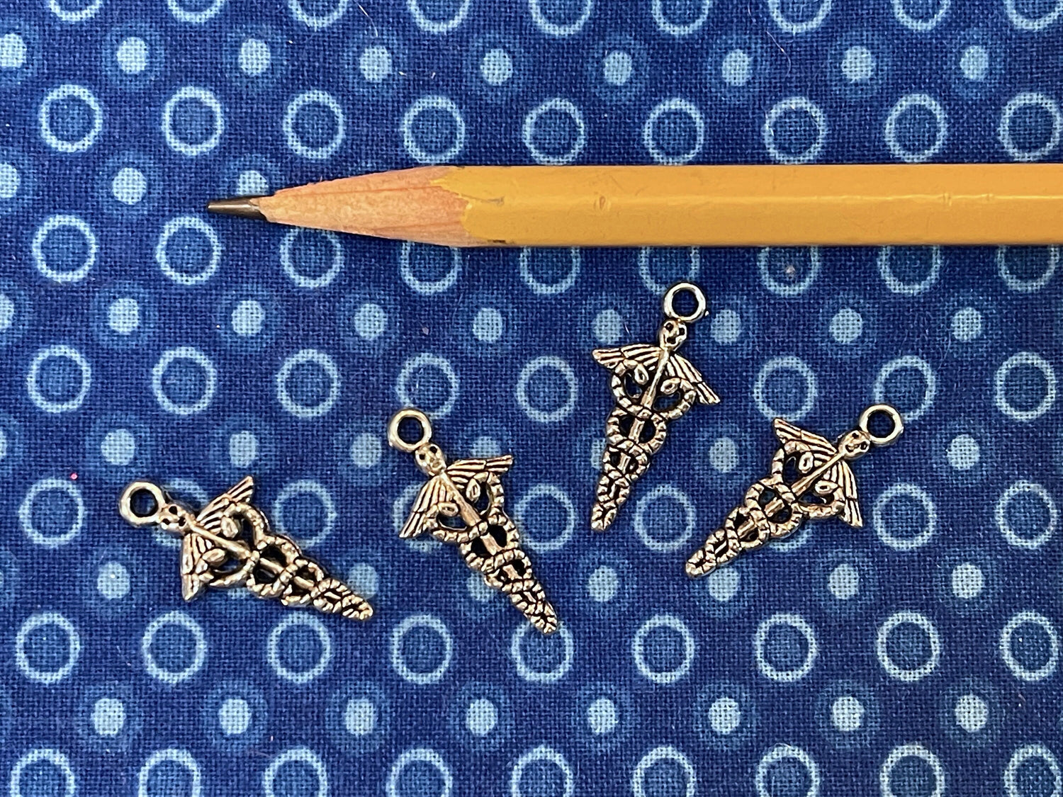 Lot of 4 Caduceus charms - antique silver charm - medical, healthcare, Hermes, healing, DNA - pendant drops for doctors, nurses, pharmacists