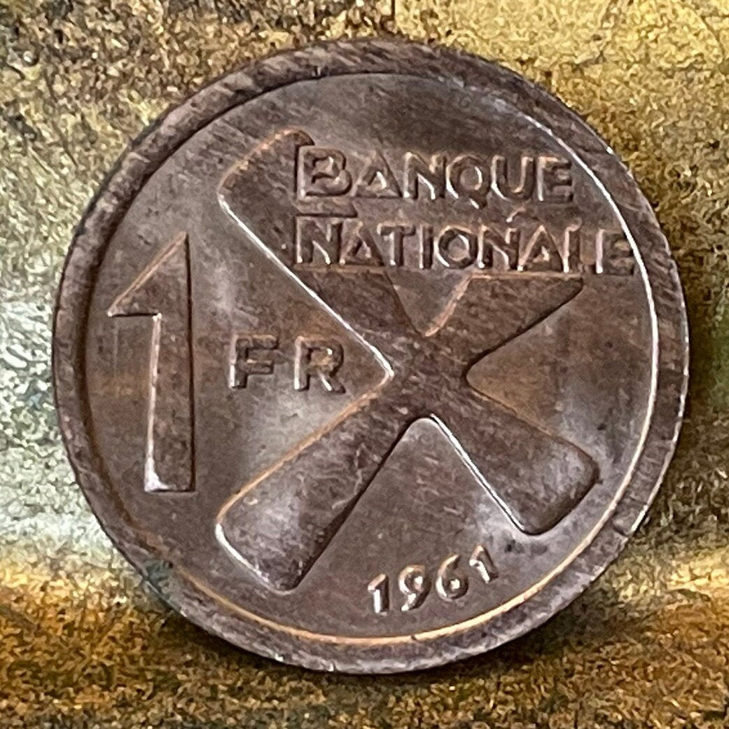 Plantain Bunch & Katanga Cross 1 Franc Katanga Authentic Coin Money for Jewelry (Congo) DRC (Baluba) Incised (Handa) Cooking Bananas (1961)