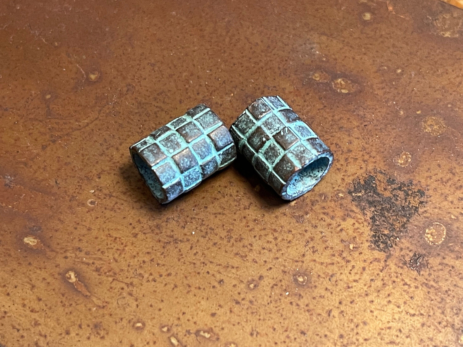 Big hole tube Beads - checkered barrel relief design (lot of 2 or 6) large copper plated green patina findings handcrafted in Mykonos Greece