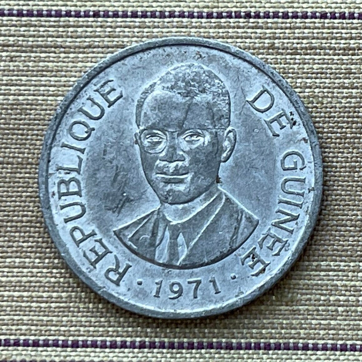 Patrice Lumumba 1 Syli Guinea Authentic Coin Money for Jewelry (Black Lives Matter) (BLM) (Pan-African) (Congo Prime Minister) Used: XFine