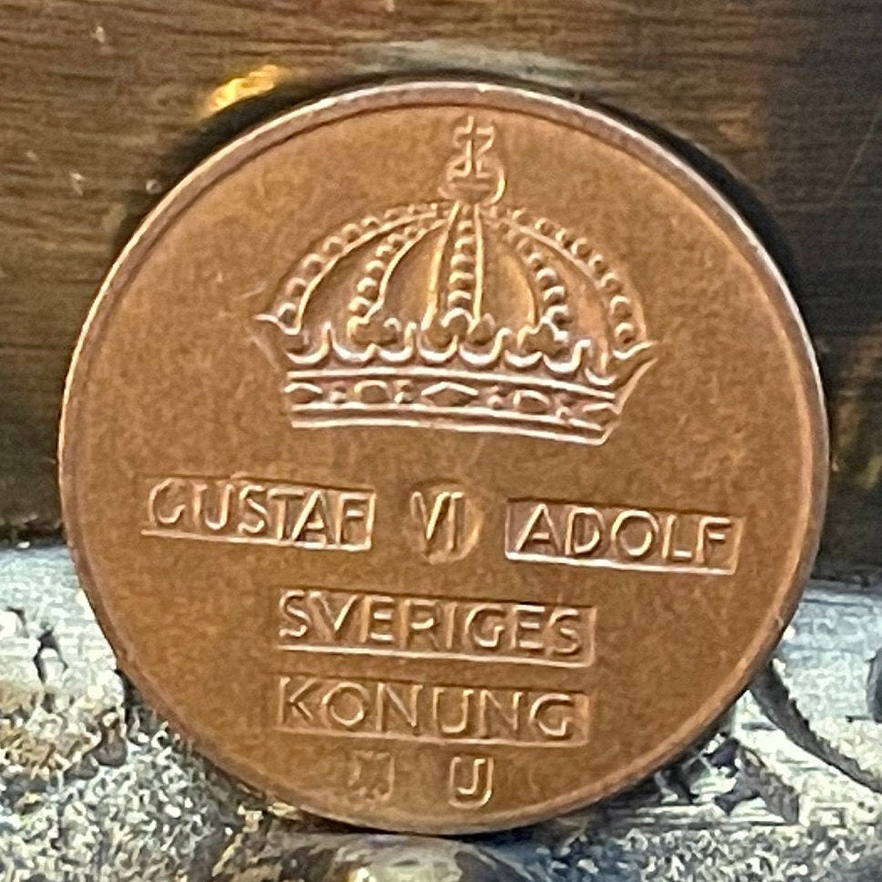 Crown of King Gustaf VI Adolf 2 Ore Sweden Authentic Coin Money for Jewelry and Craft Making (Indented Coin)
