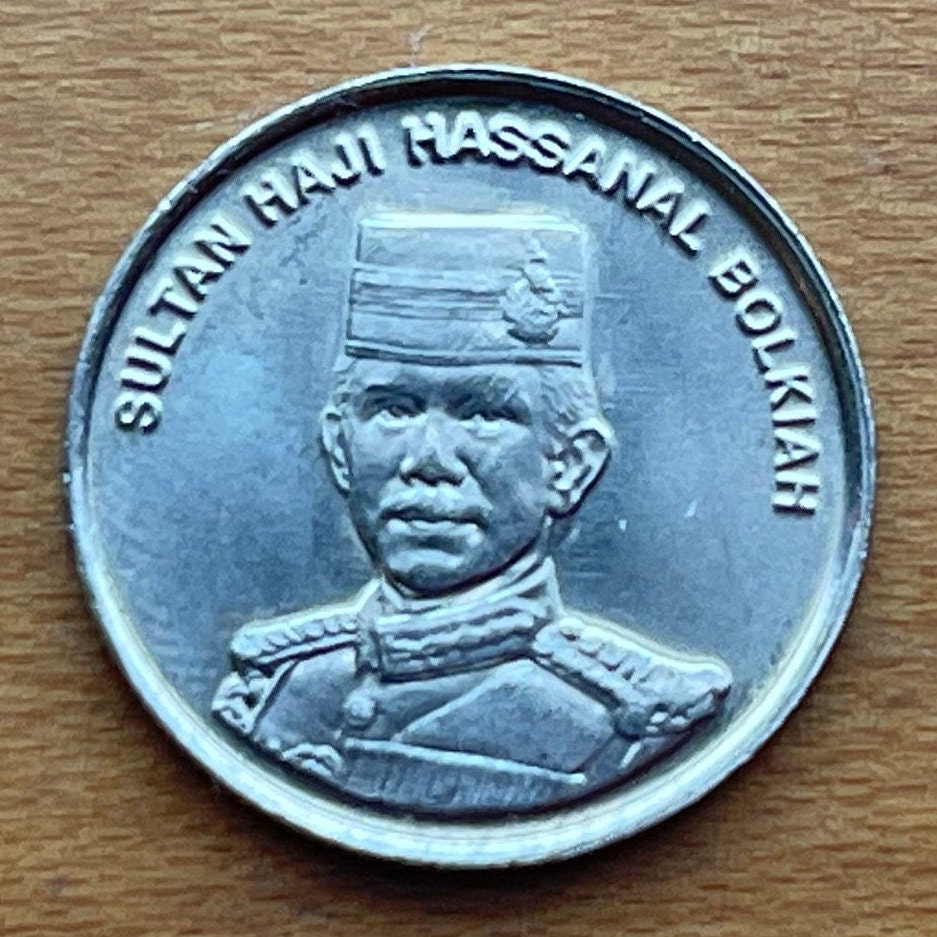 Animal Claw Motif & Sultan Hassanal Bolkiah 10 Sen Brunei Authentic Coin Money for Jewelry and Craft Making (Richest Man) (Spider)