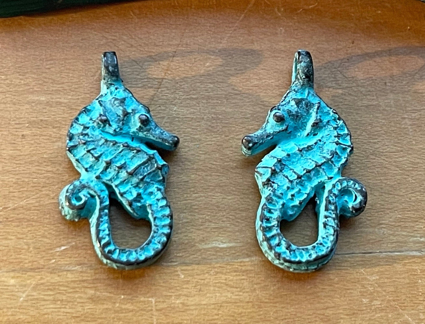 Seahorse copper charm or pendant (3D) –choose 1, 3 or 6 – green patina PREMIUM quality from Mykonos island, Greece – beach nautical sea life