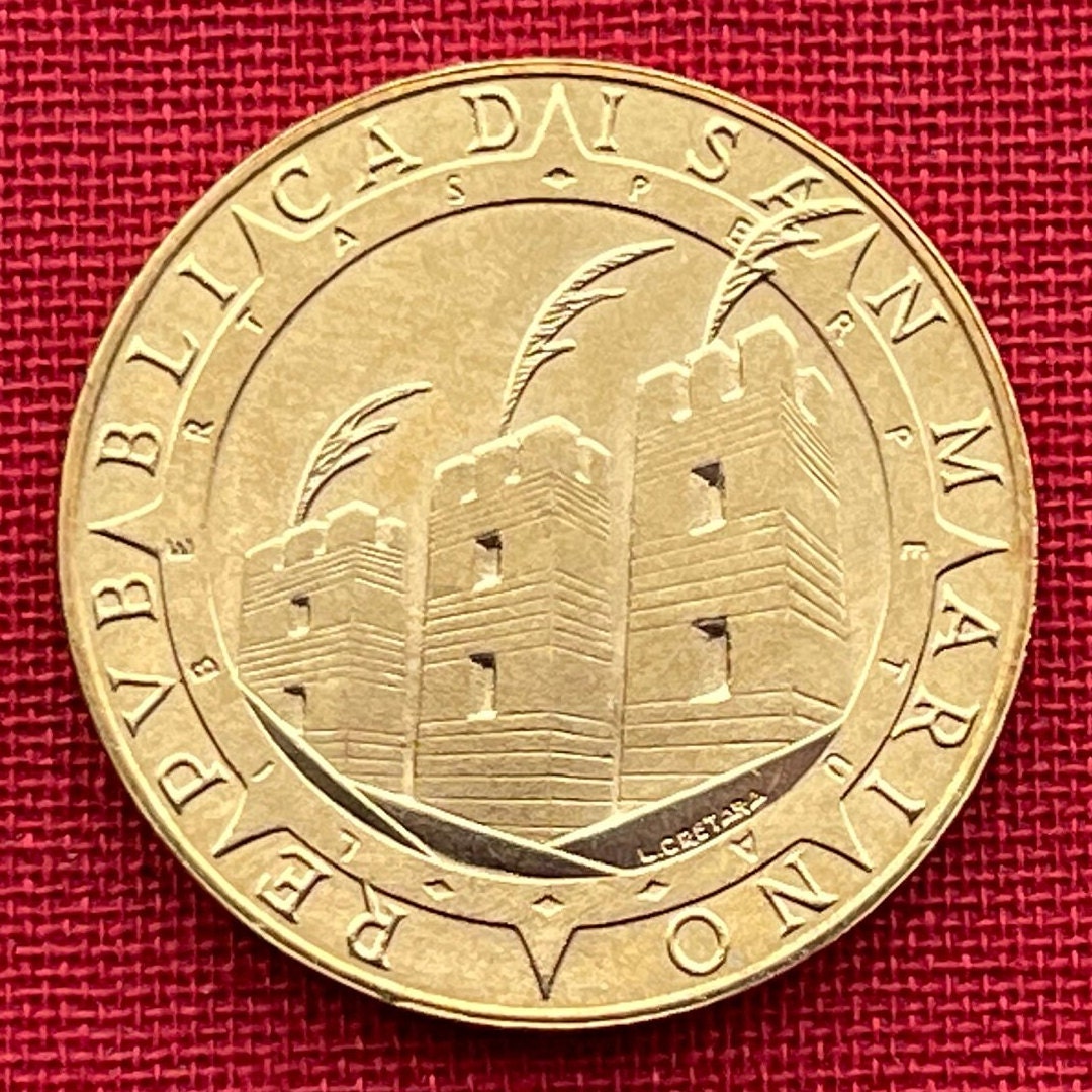 Columbus with Telescope, Compass and Stars 200 Lire San Marino Authentic Coin Money for Jewelry (Discovery of America) (1992) (Navigation)