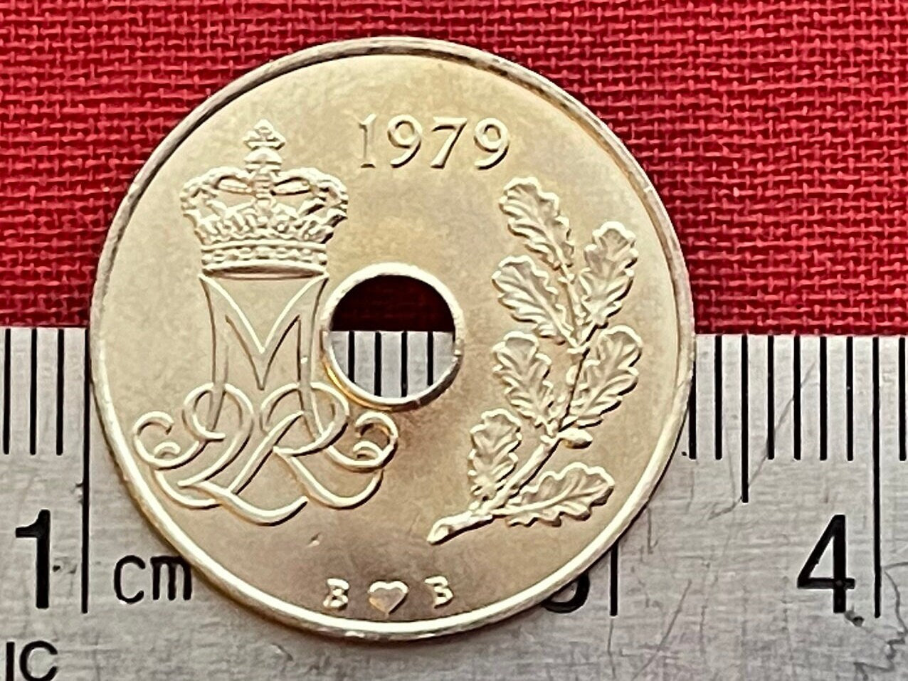 Queen Margrethe II Monogram & Oak Branch 25 Ore Denmark Authentic Coin Money for Jewelry and Craft Making (Hole in Coin)