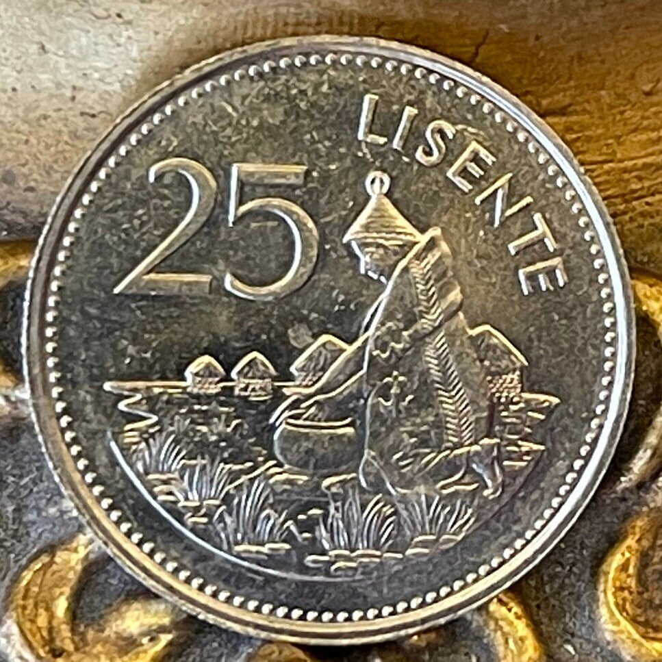 King Moshoeshoe II & Mokorotlo Hat-wearing Woman weaves Basotho Basket 25 Lisente Lesotho Authentic Coin Money for Jewelry and Craft Making