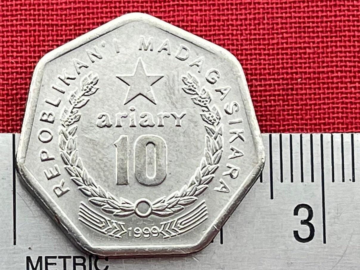 Peat Harvester 10 Ariary Madagascar Authentic Coin Money for Jewelry and Craft Making (1999) (Heptagonal) (7-Sided Coin) (Star)