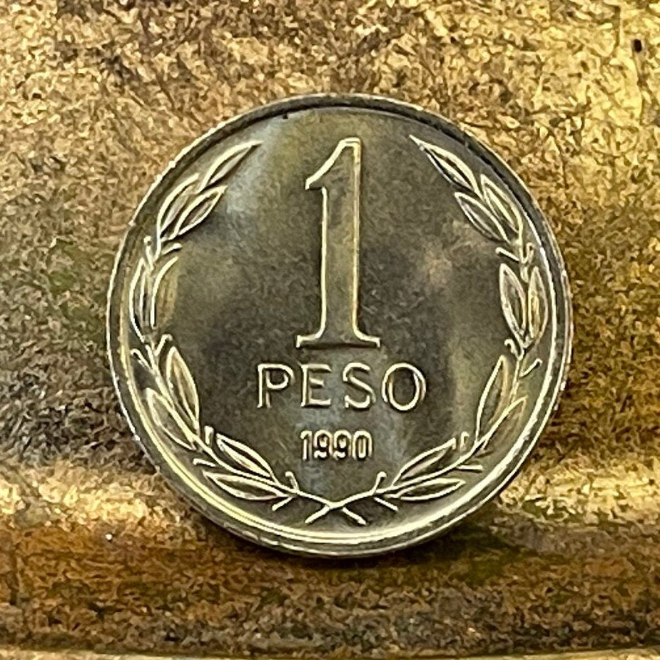 Libertador Bernardo O'Higgins 1 Peso Chile Authentic Coin Money for Jewelry (Revolutionary Leader) (Liberator) (Supreme Director)