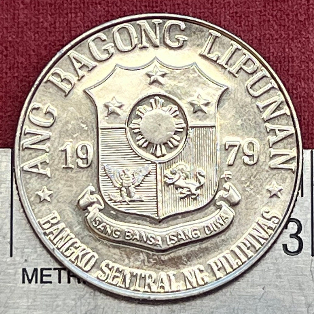 Radical Author José Rizal 1 Piso Philippines Authentic Coin Money for Jewelry and Craft Making (Noli Me Tángere) (Philippine Independence)