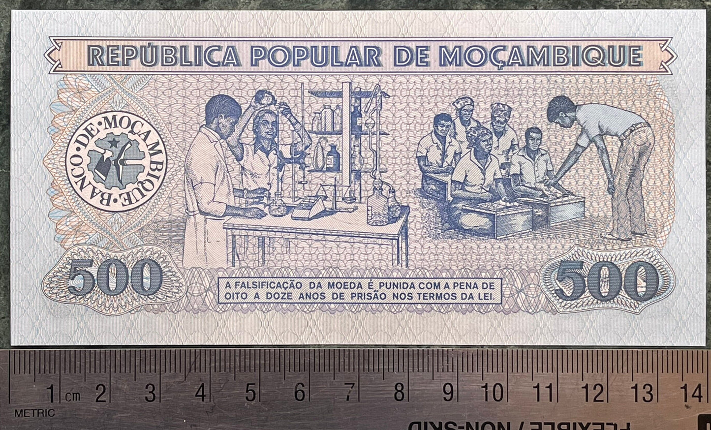 Voters and President Samora Machel with Peoples Assembly & Scientists, Teacher, Students 500 Meticais Mozambique Authentic Banknote Money