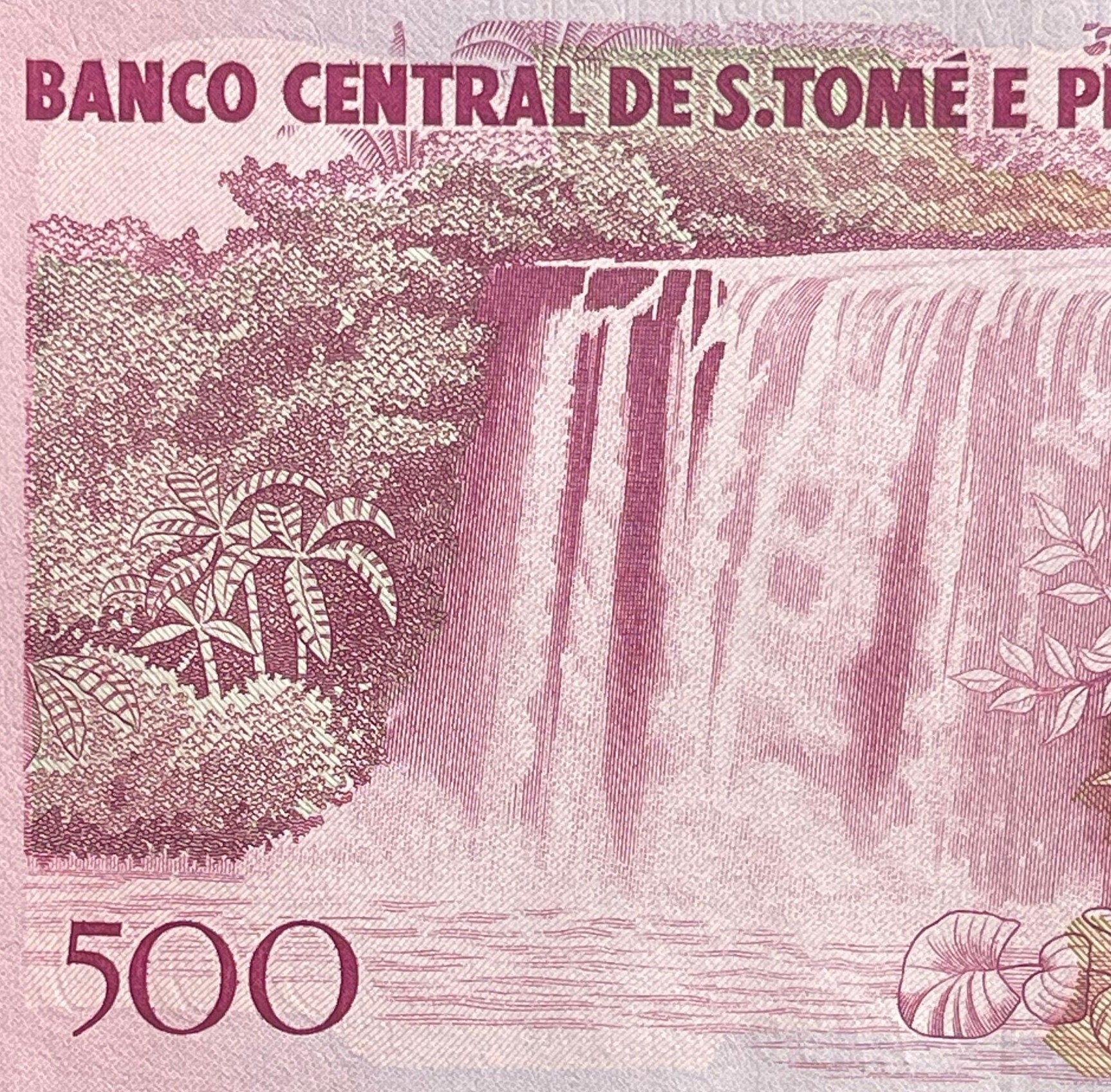 Liberator Rei Amador, Hawksbill Turtle & Waterfall of Praia Pesqueira 500 Dobras São Tomé Authentic Banknote Money (Slave Rebellion) BLM