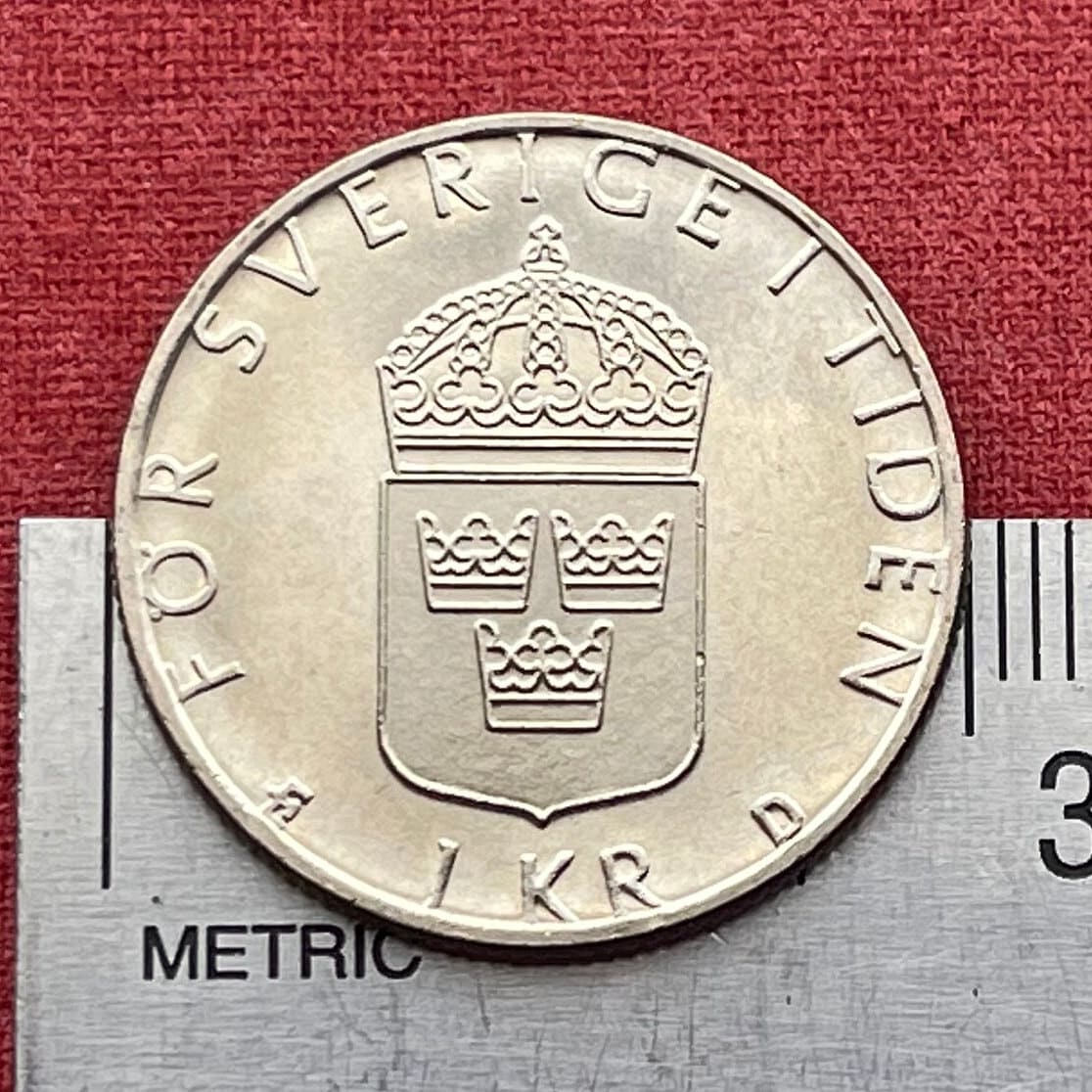 King Carl XVI Gustaf 1 Krona Sweden Authentic Coin Money for Jewelry and Craft Making (Three Crowns)