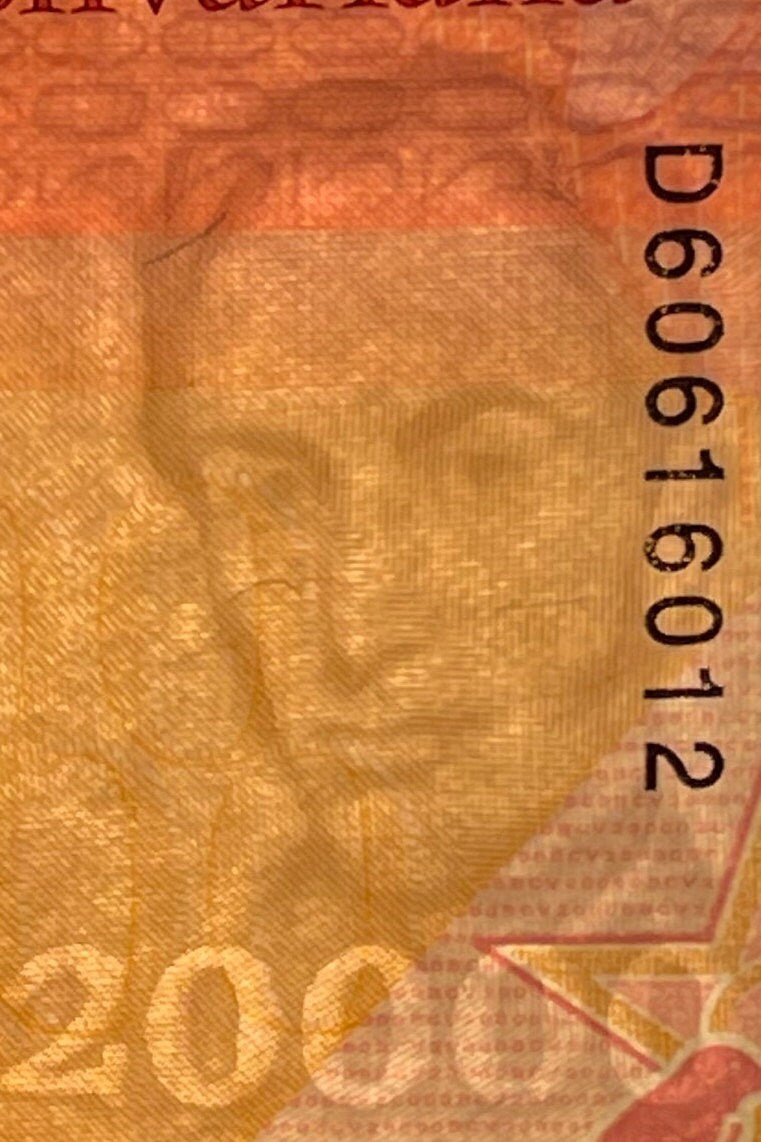 Liberator Simón Bolivar & Red Siskin Finches 20,000 Bolívares Venezuela Authentic Banknote Money for Collage (El Ávila National Park)