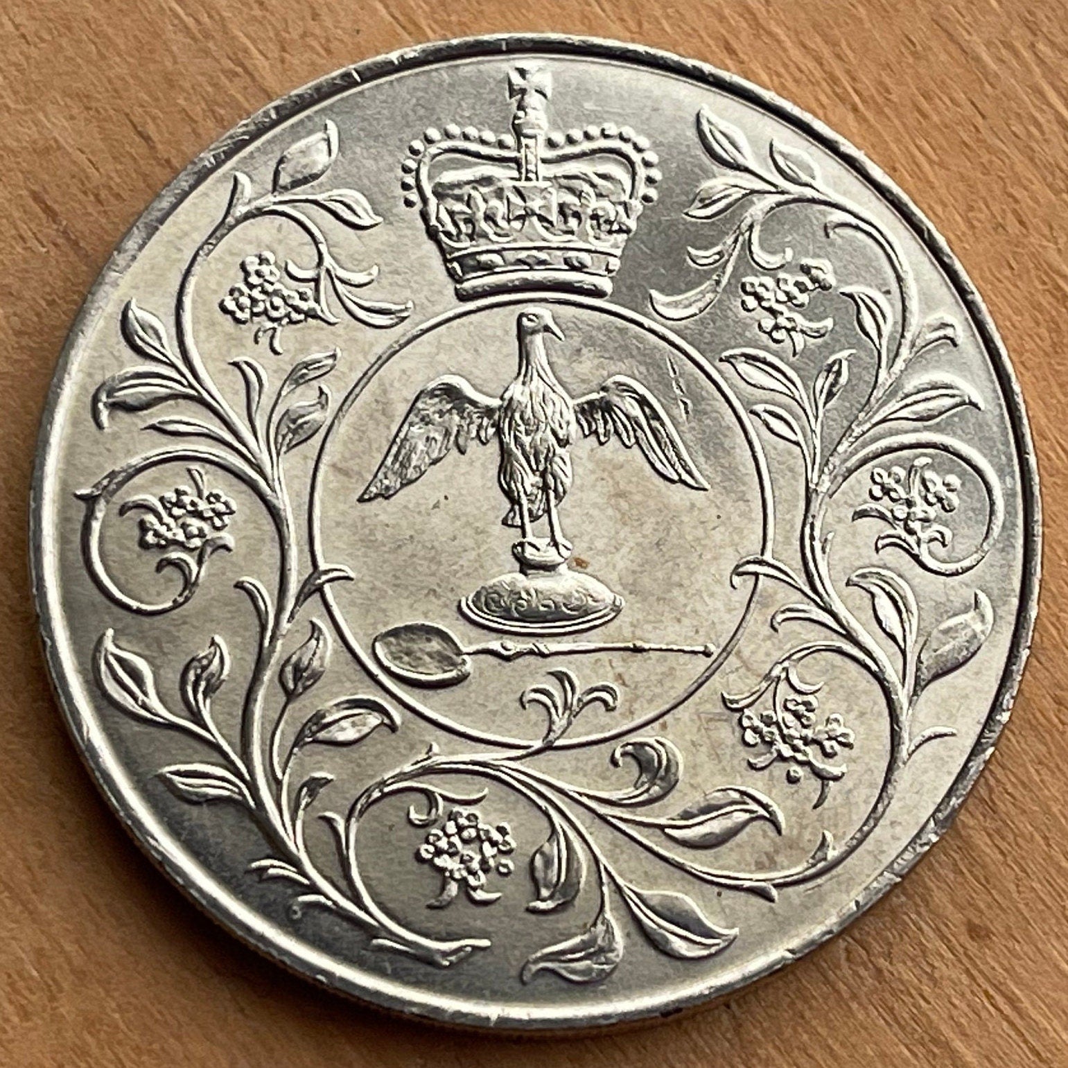 Horseback Queen Elizabeth II & Coronation Regalia 25 New Pence Authentic Coin Money for Jewelry and Craft Making (25th Anniversary) (1977)