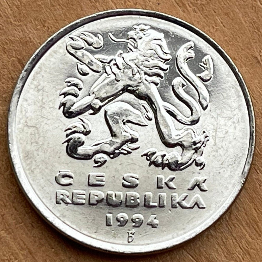 Charles Bridge & Bohemian Lion 5 Korun Czech Republic Authentic Coin Money for Jewelry and Craft Making (Czech Lion) (Double-tailed Lion)
