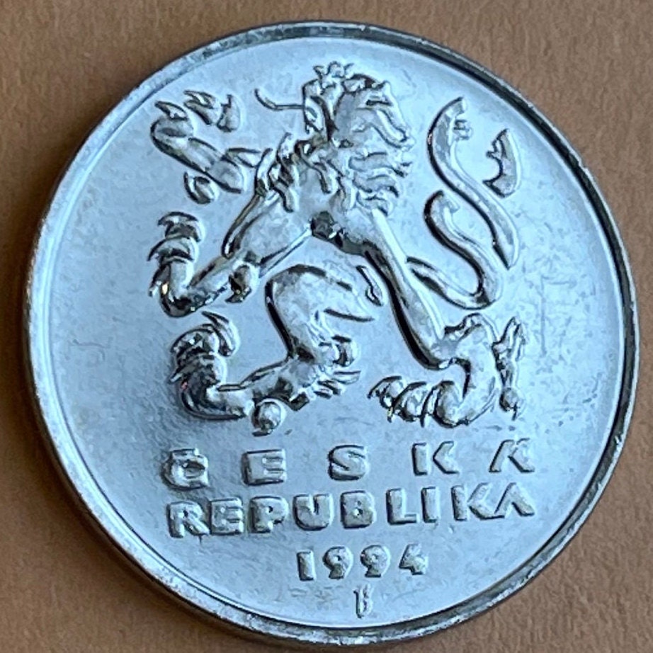 Charles Bridge & Bohemian Lion 5 Korun Czech Republic Authentic Coin Money for Jewelry and Craft Making (Czech Lion) (Double-tailed Lion)