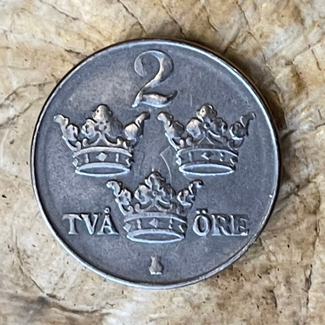 Three Crowns 2 Öre & Crowned GGV Monogram (King Gustaf V) Sweden Authentic Coin Money for Jewelry (Iron Coin) (Kalmar Union)