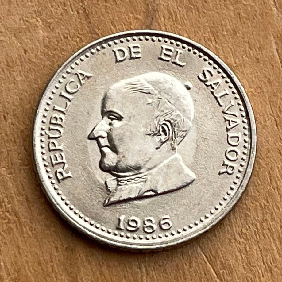 Father José Matías Delgado 25 Centavos El Salvador Authentic Coin Money for Jewelry (Father of the Salvadoran Fatherland) (Priest)