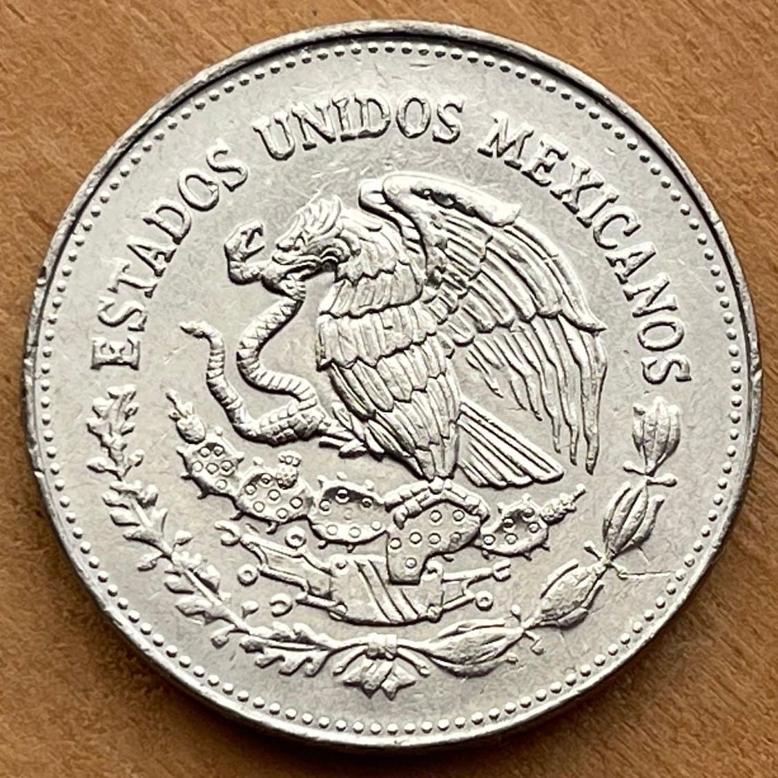 Angel and Heroes of Independence 200 Pesos Mexico Authentic Coin Money for Jewelry (Mexican Revolution) (1985) (Independence Monument)