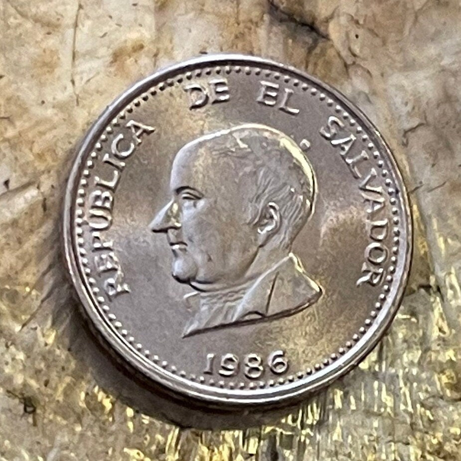 Father José Matías Delgado 25 Centavos El Salvador Authentic Coin Money for Jewelry (Father of the Salvadoran Fatherland) (Priest)
