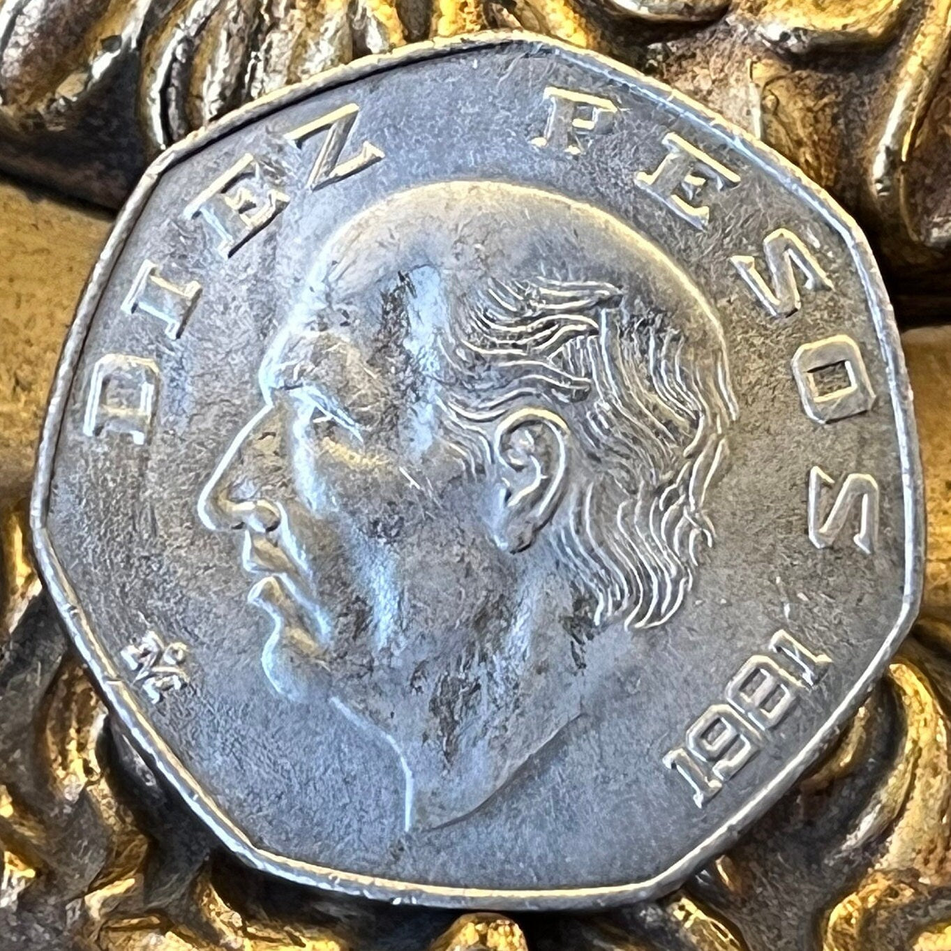 Don Miguel Hidalgo & Eagle with Snake 20 Centavos Mexico Authentic Coin Money for Jewelry (Cry of Dolores) (7-Sided) (Father of the Nation)