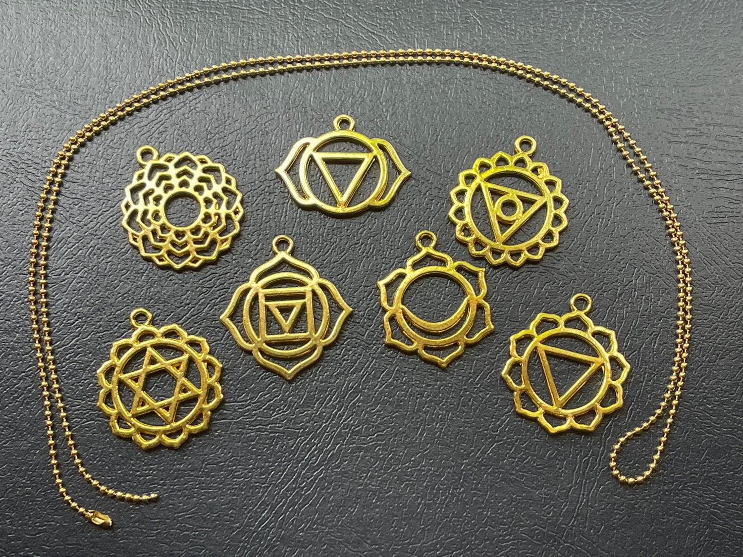 Chakra Charm, Pendant, Set, Ball Chain Necklace – gold-plated, silver-plated – crown, third eye, throat, heart, solar plexus, sacrum, root