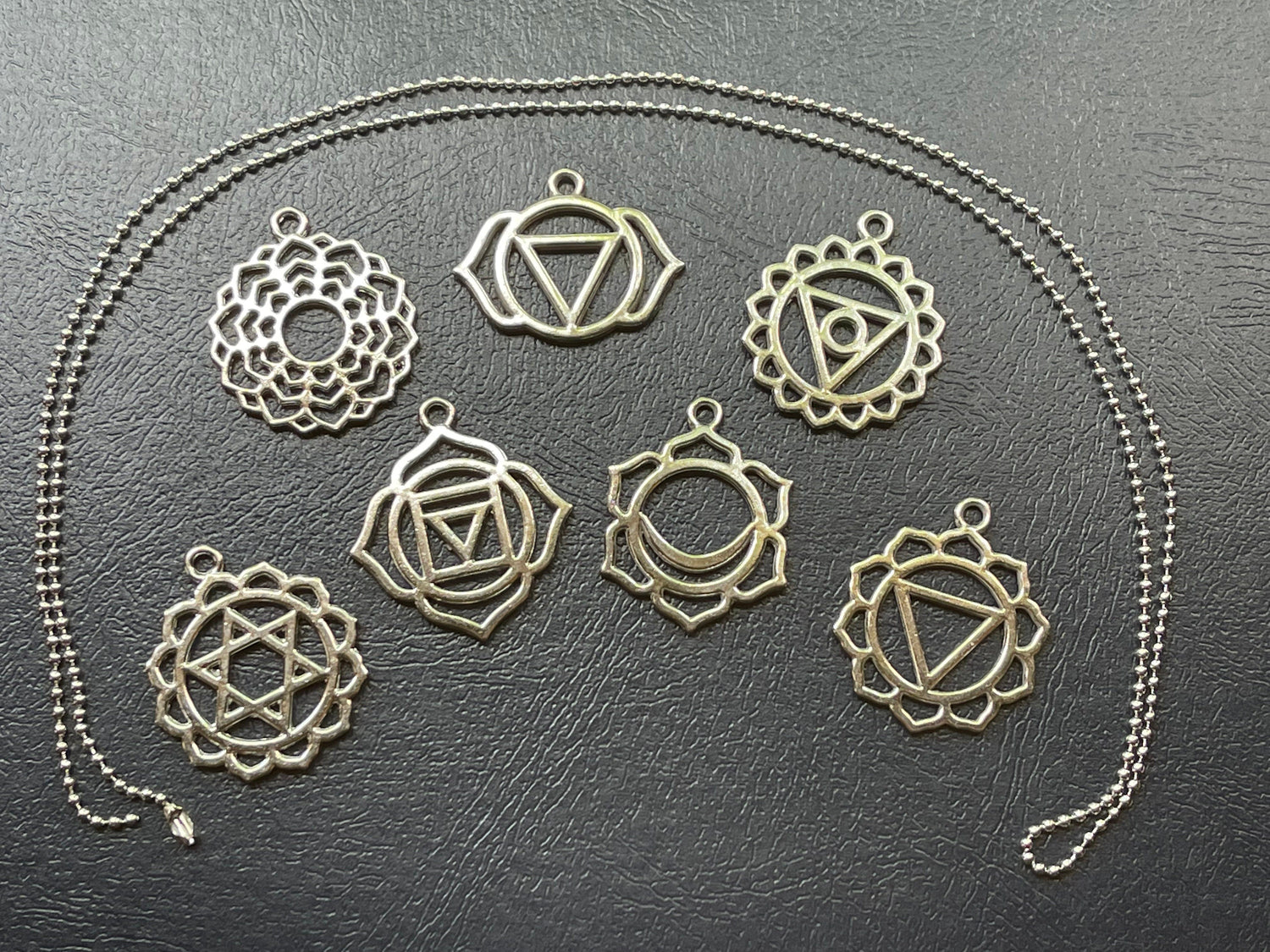 Chakra Charm, Pendant, Set, Ball Chain Necklace – gold-plated, silver-plated – crown, third eye, throat, heart, solar plexus, sacrum, root